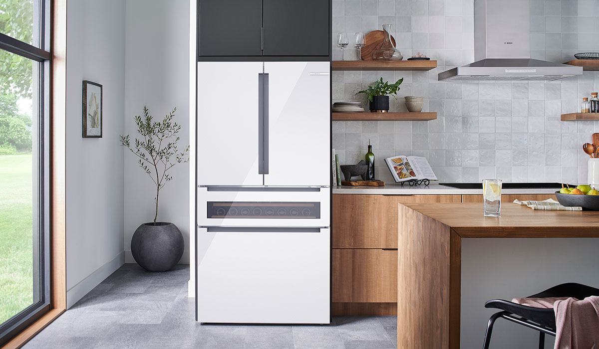 Bosch refrigerator with refreshment center