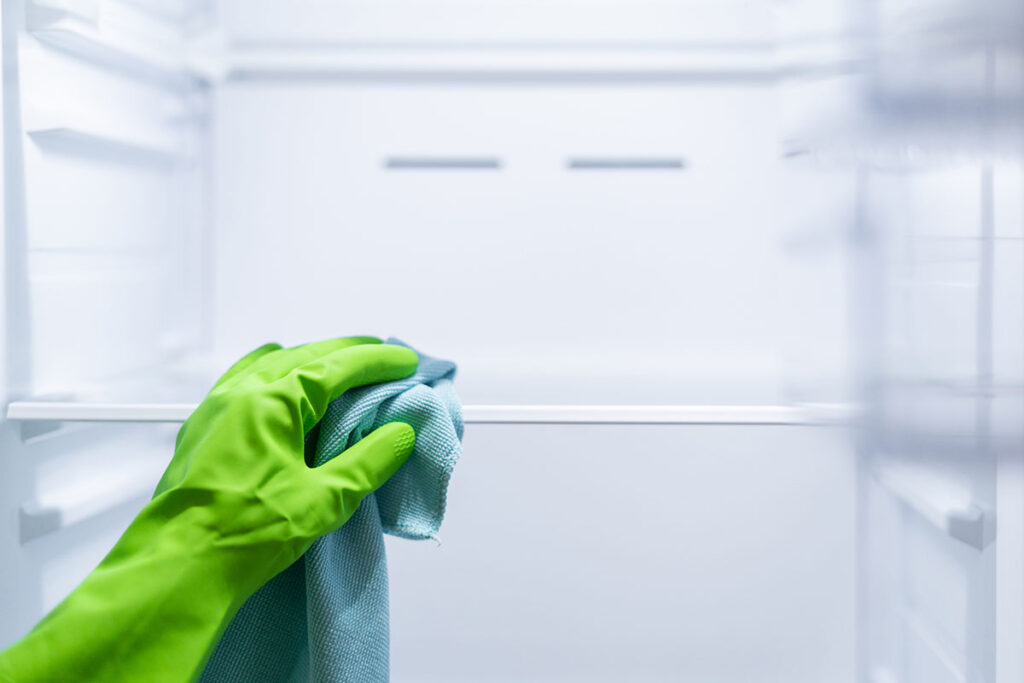 clean refrigerator shelves