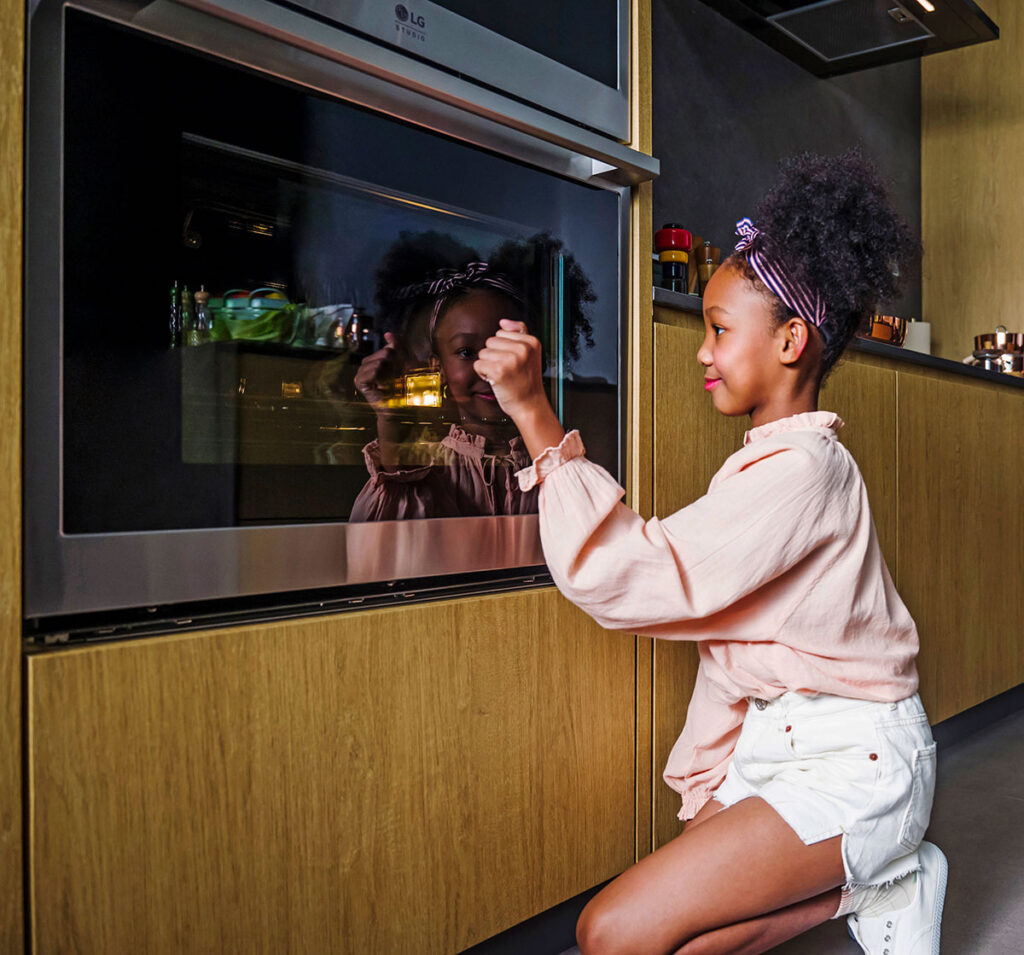 LG STUDIO combination wall oven tap twice to view